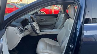 Volvo S90 2.0 D4 MOMENTUM AUTO 190 4P