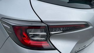 Toyota Corolla 1.8 HYBRID ACTIVE TECH E-CVT 122 5P