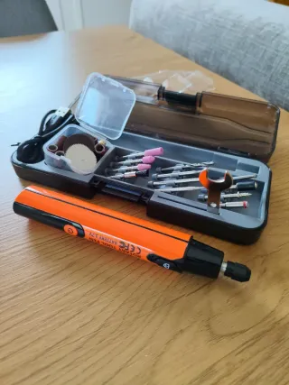 Herramienta rotatoria DIY LED 3.7V