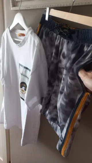 Conjunto camiseta y bañador niño Mayoral