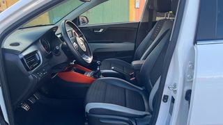 Kia Stonic 1.2 TECH 84 5P