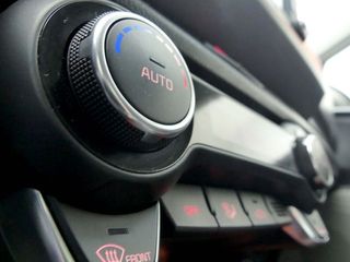 Kia Stonic 1.2 TECH 84 5P