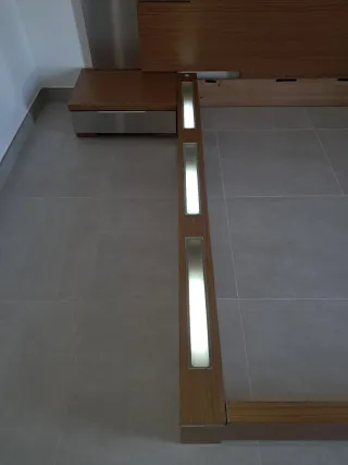 Cama Matrimonio Moderna con Bañera Iluminada