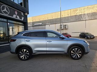 BYD Seal U DM-I DESIGN AWD