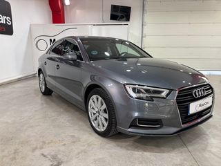 Audi A3 Design 35 TDI S tronic Sedan