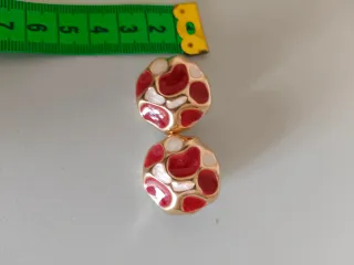 Orecchini bottone smaltati oro e corallo