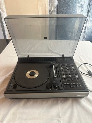 Tocadiscos Continental Edison Amplificado