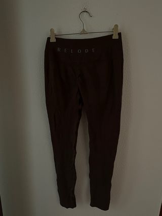 Leggings rojos de marca