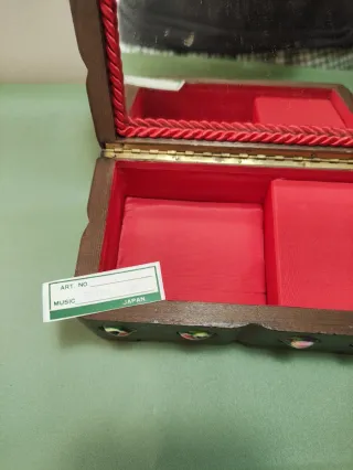 Caja joyero vintage con música