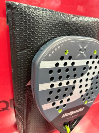 Pala de padel  bullpadel xplo comfort 2026