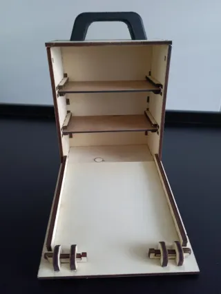 Maletín para transporte de miniaturas