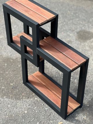 Estantería de diseño industrial - Artesanal