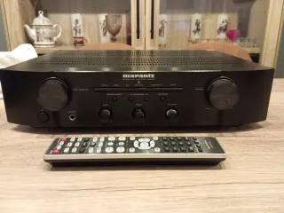 Amplificador Marantz PM5005 Negro