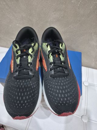 Brooks Ghost 16 Zapatillas Hombre Negro Rojo