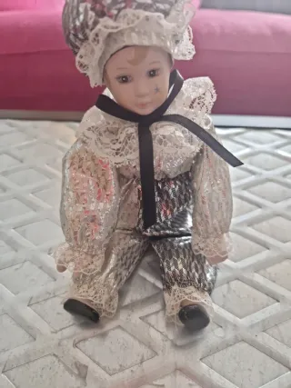 Muñeco Arlequín de porcelana