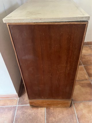 Cómoda antigua mármol y madera