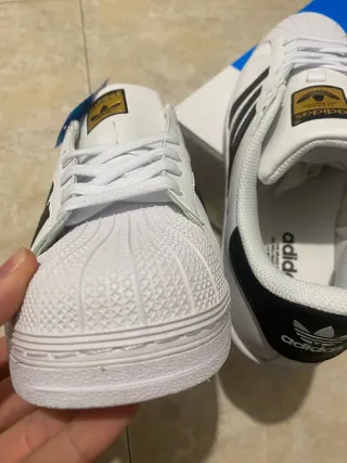 Adidas Superstar Blancas y Negras