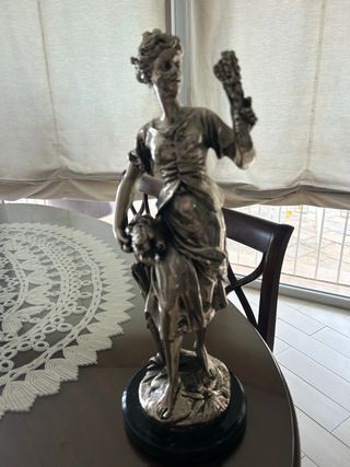 Figuras baño en plata