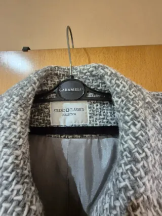 Chaqueta de mujer gris