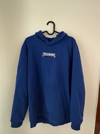 Sudadera marrón con cremallera
