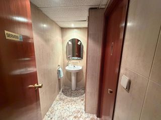 Oficina en venta en La Maternitat i Sant Ramon en Barcelona
