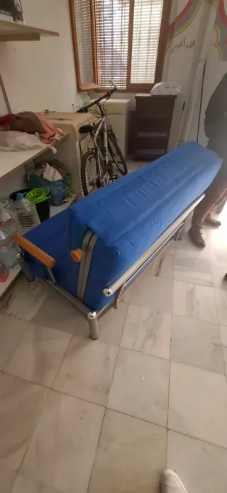 Sofá Cama Plegable Azul con Bolsillos