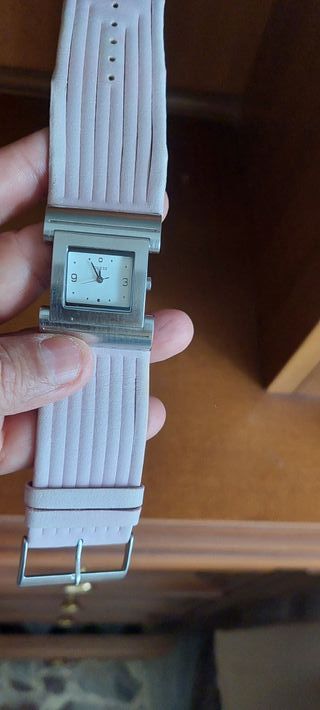 Orologio Guess rosa funzionante