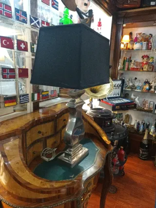 Lámpara de mesa diseño metal plateado alto 74 x 43