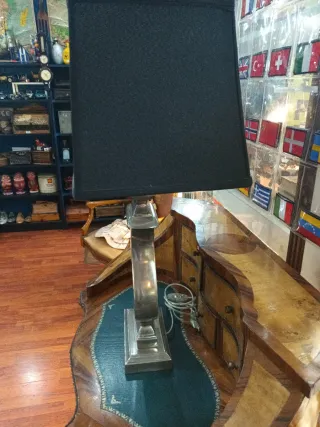 Lámpara de mesa diseño metal plateado alto 74 x 43