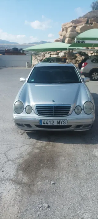 Mercedes-Benz Clase E 1999