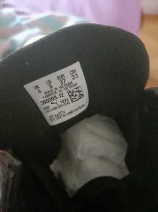 Zapatillas Puma niño altas negras y blancas