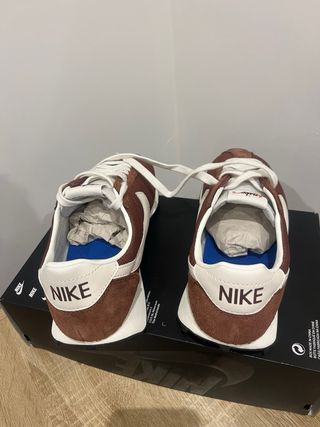 Nike Deportivas Marrones Talla 42.5 Nuevas