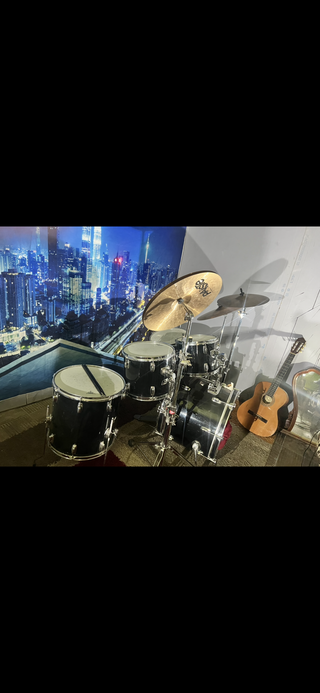Batería Acústica Ludwig Completa