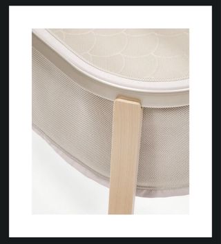 Mini cuna Stokke Snoozi beige + bolsa viaje gris