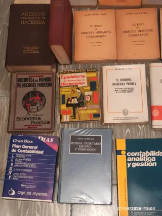 Lote 20 libros economía, antiguos.
