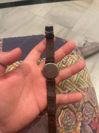 Reloj Lotus Vintage Esfera Blanca Correa Piel