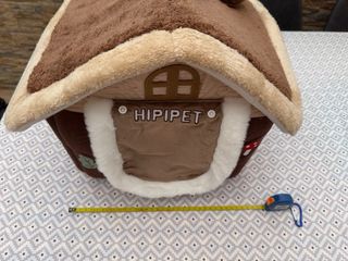 Casetta per cane/gatto con articoli regalo