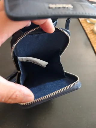 Bolso Parfois azul efecto piel cocodrilo