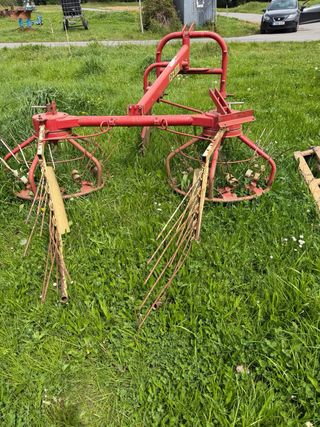 Rastrillo juntador  extendedor pz para tractor