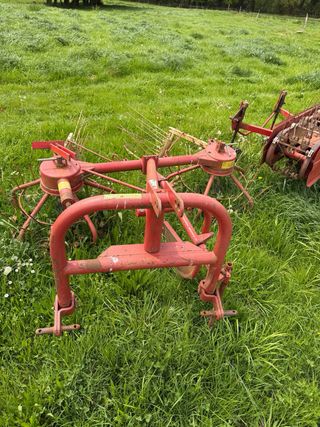 Rastrillo juntador  extendedor pz para tractor