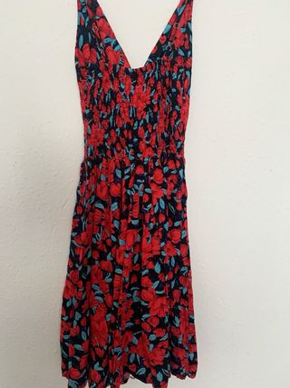 Lote 2 vestidos verano estampado hojas y flores