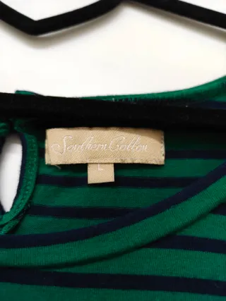 Conjunto de Pantalón Zara+ Camiseta de rayas.