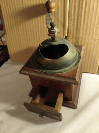 Molinillo de café vintage madera