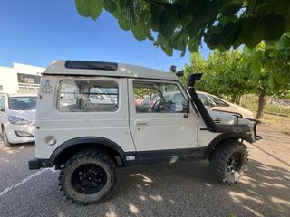 Suzuki samurai