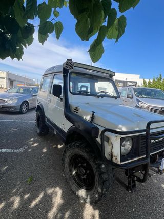 Suzuki samurai