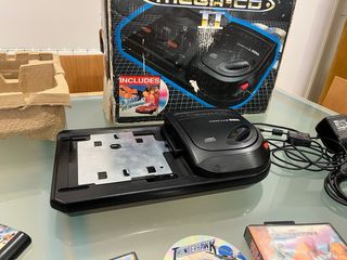 SEGA MEGA-CD II Pack Completo con Juegos