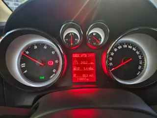 Opel Astra 2015