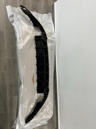 Difusor Trasero Golf 7 GTI Negro Brillante