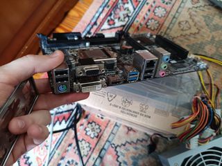 Placa Base gigabyte B85m-HD3 socket 1150