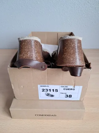 Sandalias cuña MiMaO Talla 38  Piel